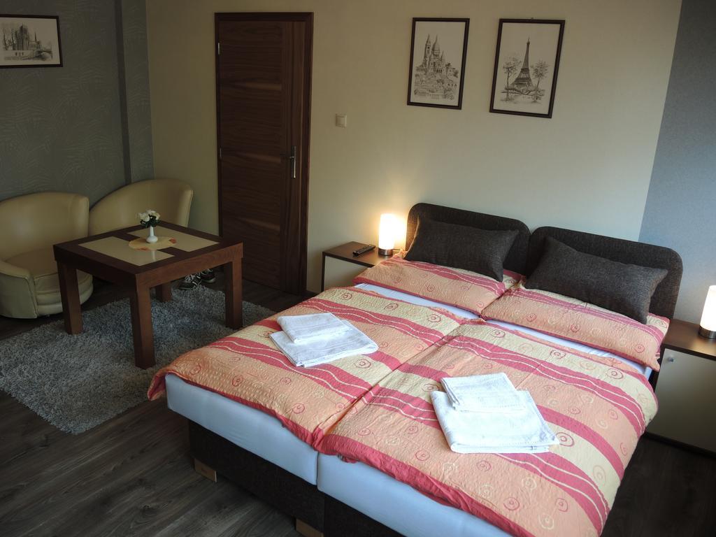 Apartmany Rudolf Spišská Nová Ves Zimmer foto